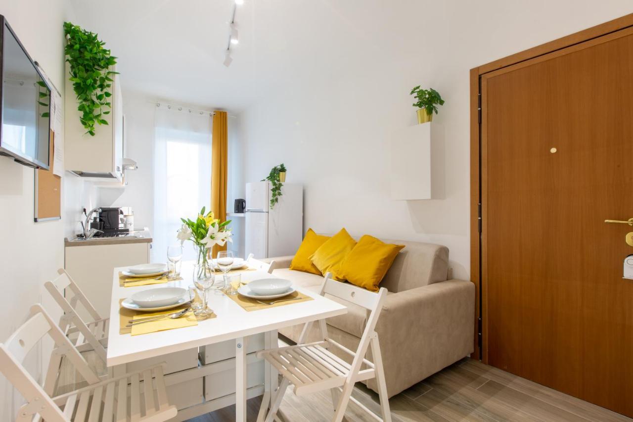 Milano City Apartments - Stylish House Free Wifi-Parking-Airport Bagian luar foto