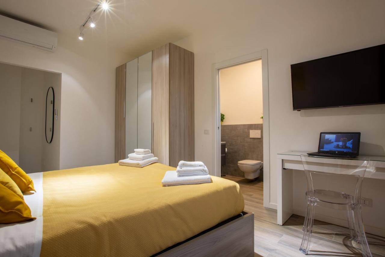 Milano City Apartments - Stylish House Free Wifi-Parking-Airport Bagian luar foto